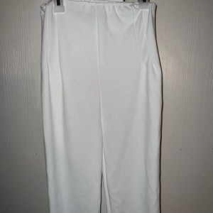 They were too big on me . Never worn